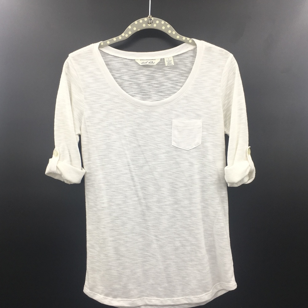 Derek Heart White Button Sleeve Top